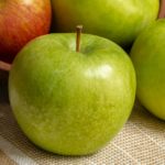 10 Nutritional Facts About Apple - Interesting and Useful Facts